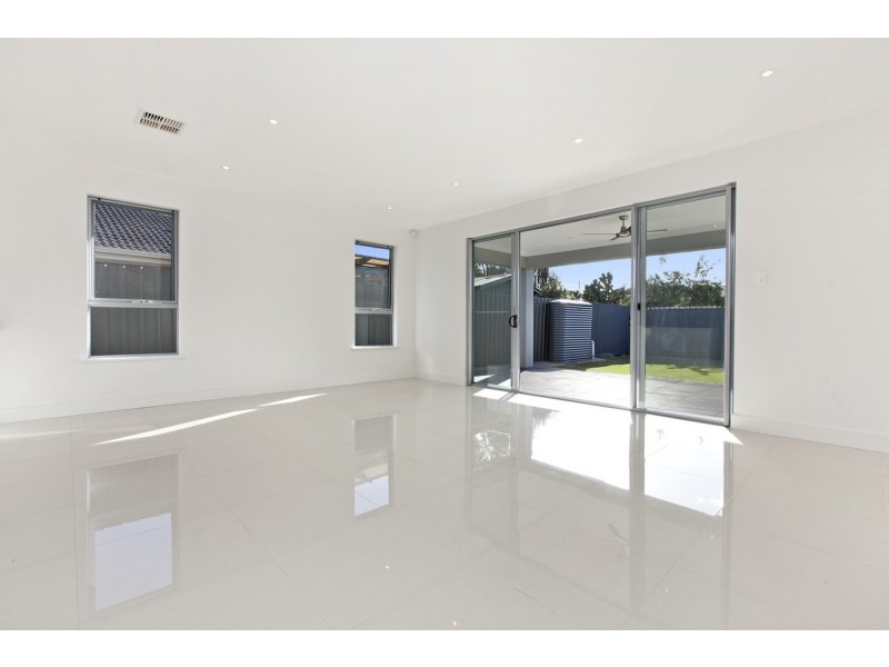 39 Dampier Avenue, Flinders Park SA 5025