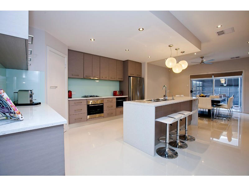 47 Harvey Circuit, Mawson Lakes SA 5095