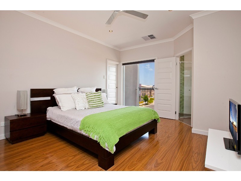 47 Harvey Circuit, Mawson Lakes SA 5095