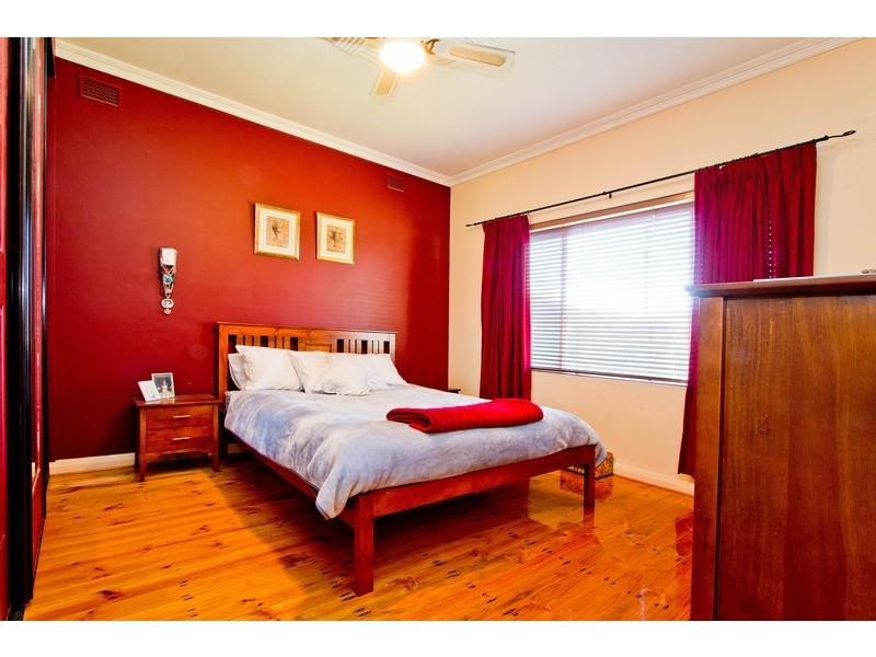 64 Ledger Road, Woodville South SA 5011