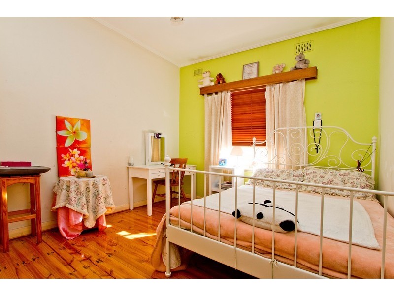 64 Ledger Road, Woodville South SA 5011