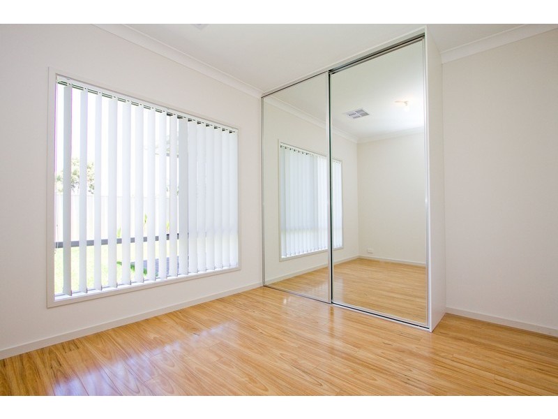 21 Mitton Avenue, Henley Beach SA 5022