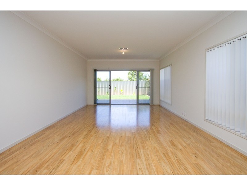 21 Mitton Avenue, Henley Beach SA 5022