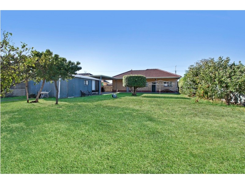 11 Rositano Avenue, Seaton SA 5023