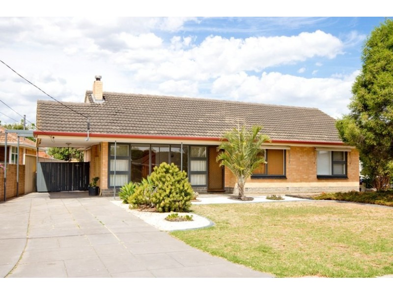 18 Sunset Crescent, Grange SA 5022