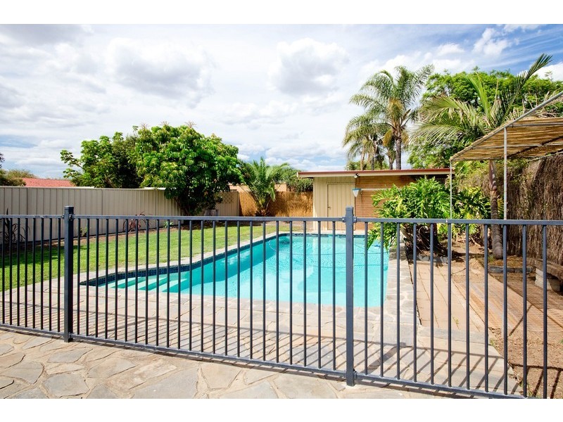 18 Sunset Crescent, Grange SA 5022