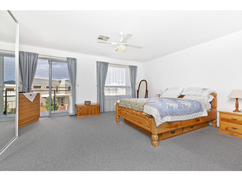 72 Harvey Circuit, Mawson Lakes SA 5095