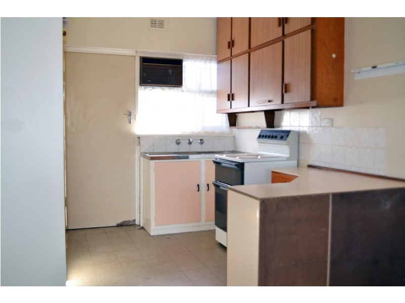 4/4 Barry Street, Henley Beach SA 5022