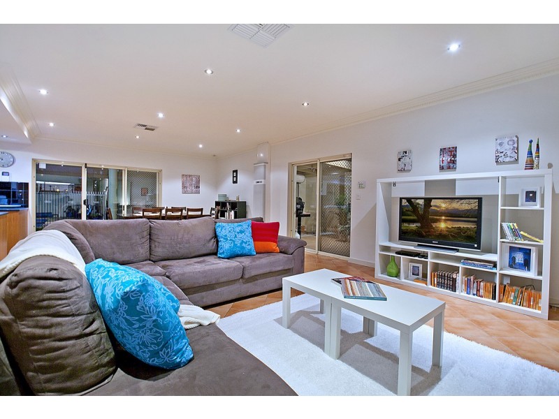 10 Olive Street, Seaton SA 5023