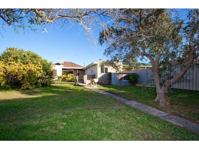 66 Beach Street, Grange SA 5022