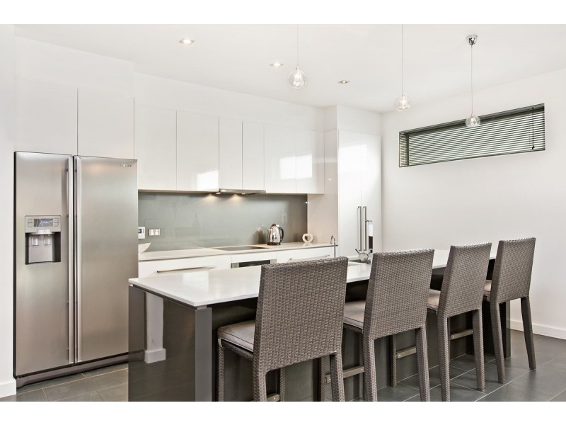 19 Stephen Terrace, Grange SA 5022