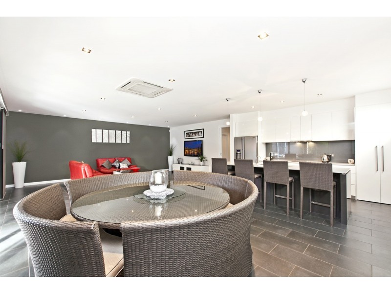 19 Stephen Terrace, Grange SA 5022