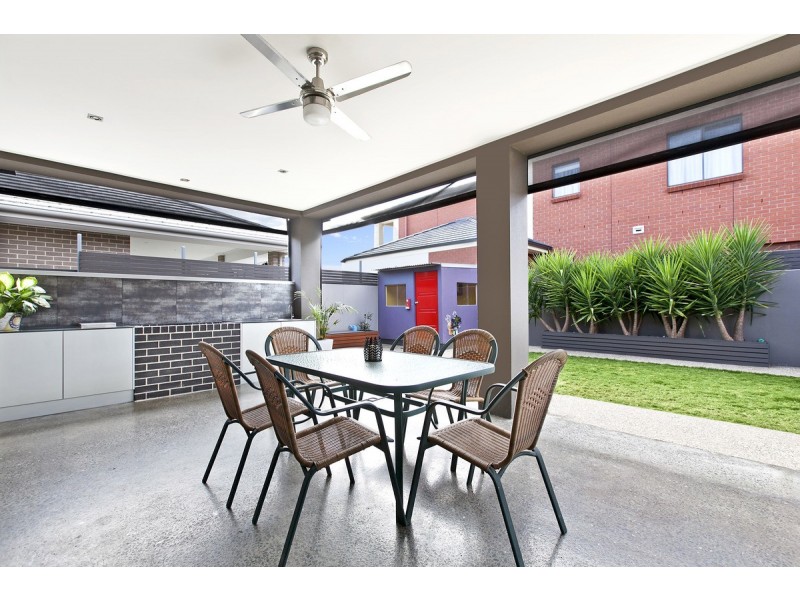 19 Stephen Terrace, Grange SA 5022