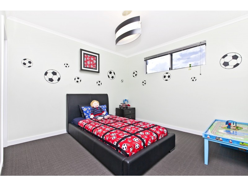19 Stephen Terrace, Grange SA 5022
