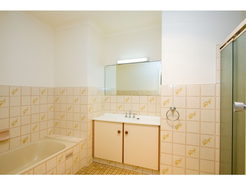 8/274 Sportsmans Drive, West Lakes SA 5021