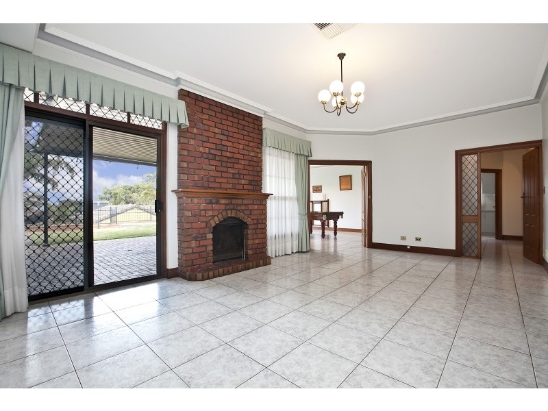 422 Grange Road, Fulham Gardens SA 5024