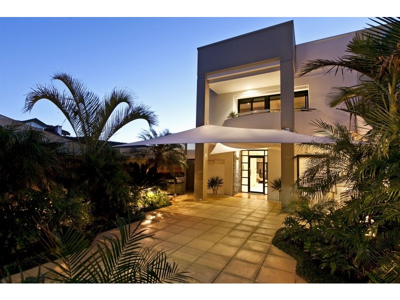 543 Esplanade (Enter from Fort St), Grange SA 5022