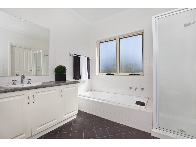 1/19 Simmons Crescent, Flinders Park SA 5025