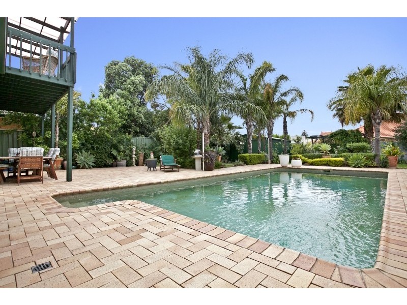 8 Charlotte Terrace, Grange SA 5022