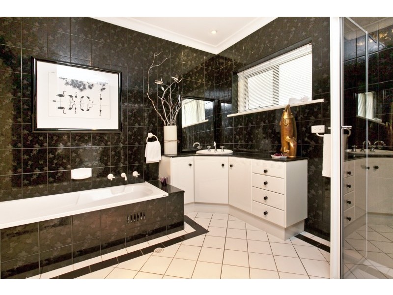 8 Charlotte Terrace, Grange SA 5022