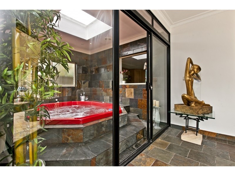 8 Charlotte Terrace, Grange SA 5022