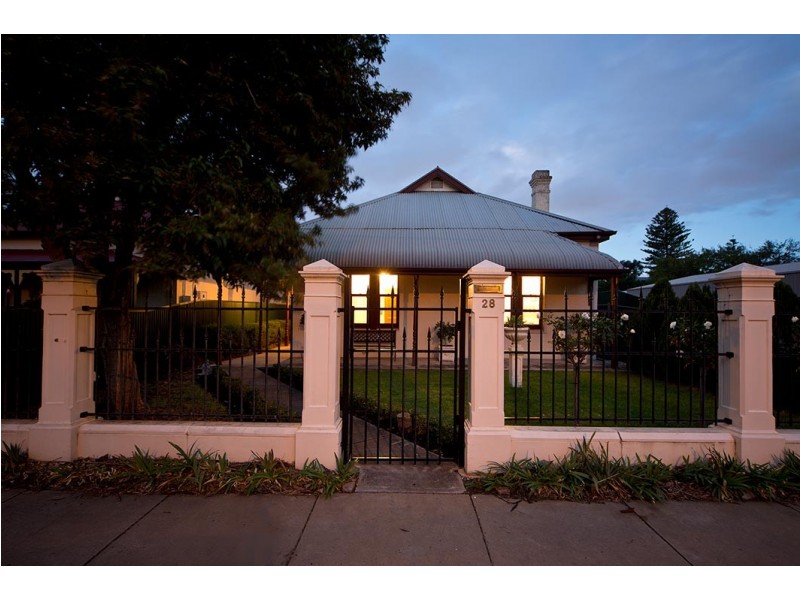 28 High Street, Grange SA 5022