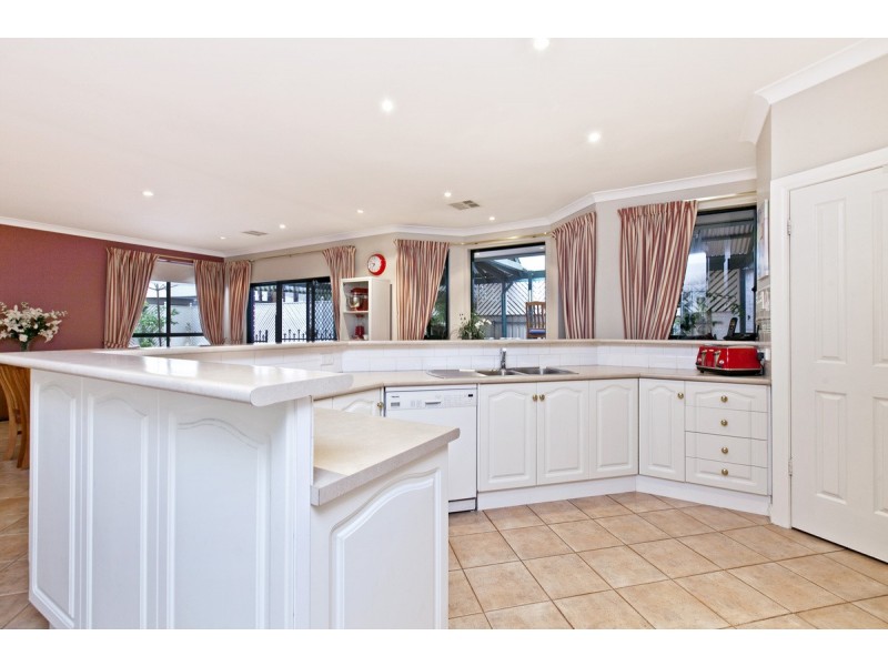 25 Fergusson Avenue, Kidman Park SA 5025