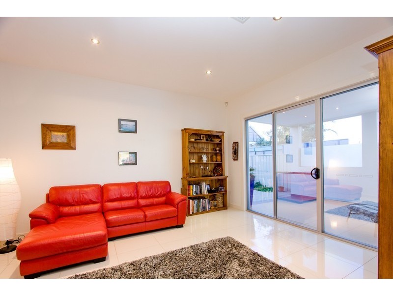 69A Military Road, Tennyson SA 5022