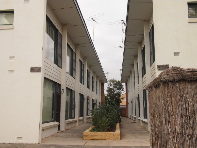 8/374 Seaview Road, Henley Beach SA 5022