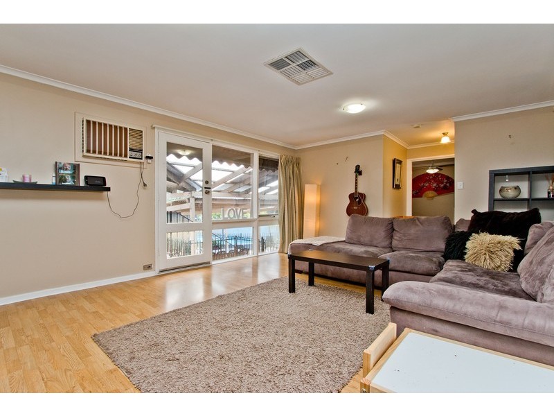 18 Pennant Street, Aberfoyle Park SA 5159