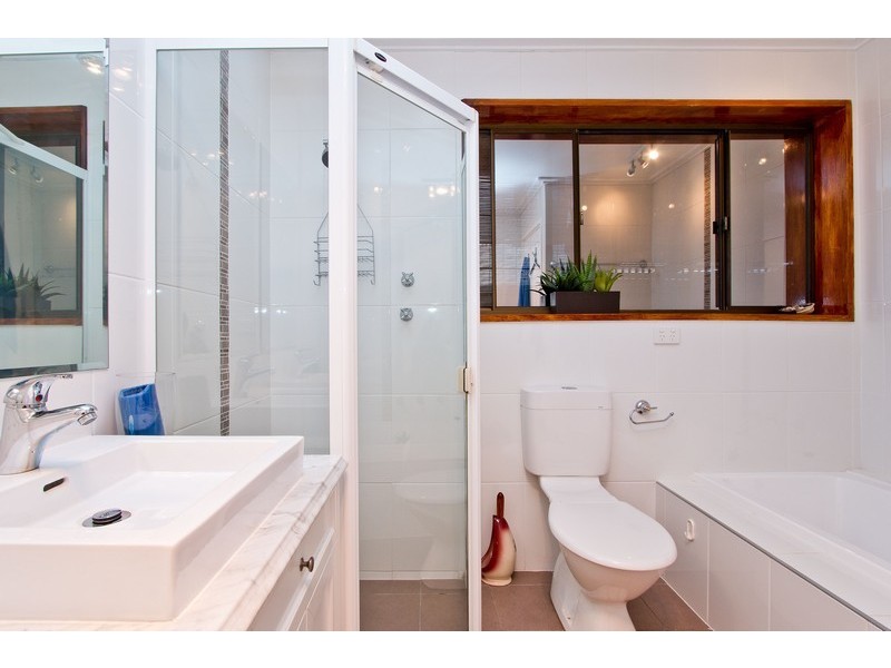 18 Pennant Street, Aberfoyle Park SA 5159