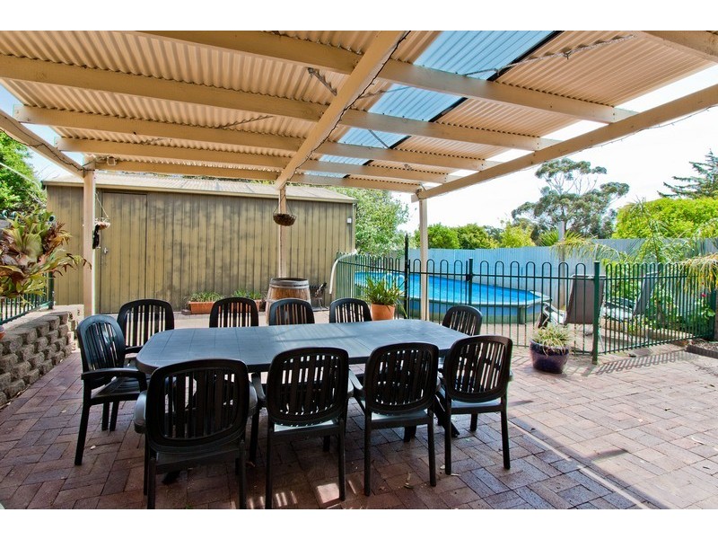 18 Pennant Street, Aberfoyle Park SA 5159