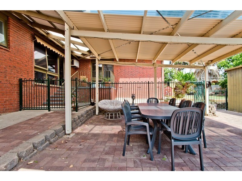 18 Pennant Street, Aberfoyle Park SA 5159