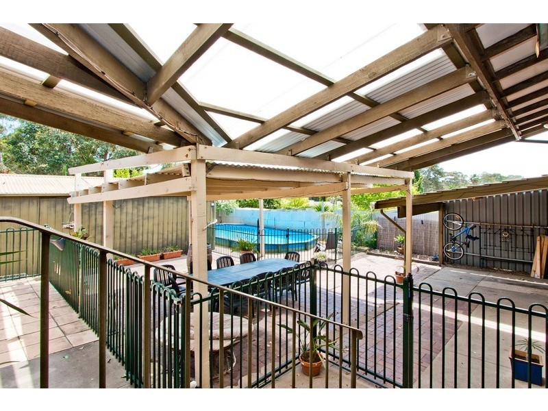 18 Pennant Street, Aberfoyle Park SA 5159