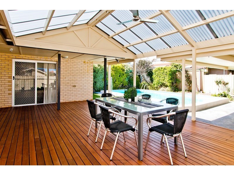 11 Stanley Avenue, Fulham Gardens SA 5024