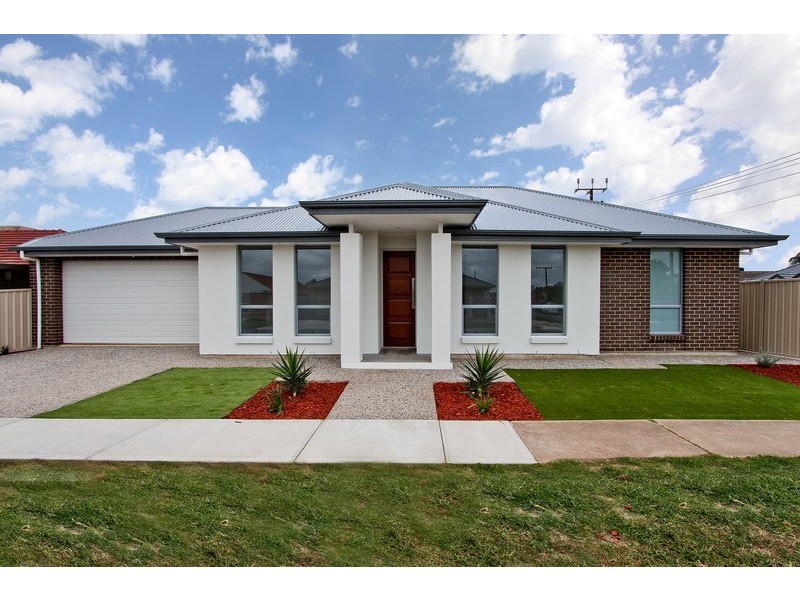 42 Green Avenue, Seaton SA 5023