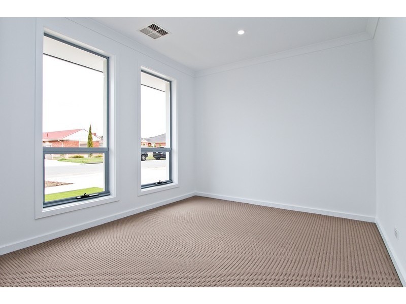 42 Green Avenue, Seaton SA 5023