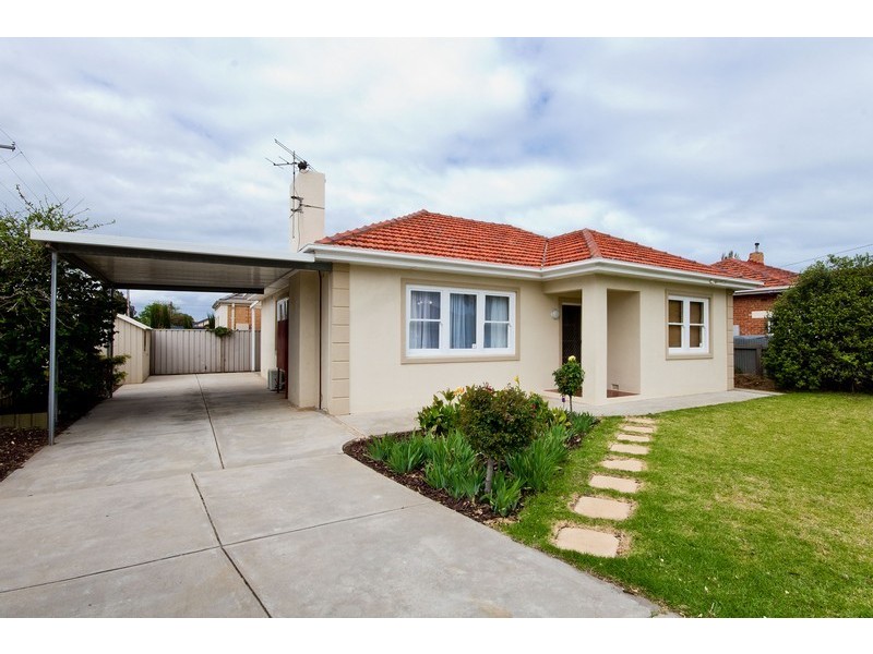 64 Mitchell Street East, Seaton SA 5023