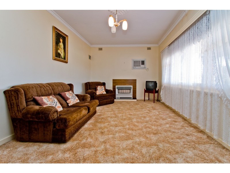 18 Yorkshire Street, Grange SA 5022