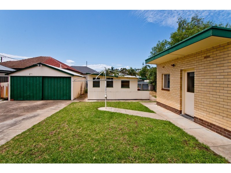 18 Yorkshire Street, Grange SA 5022