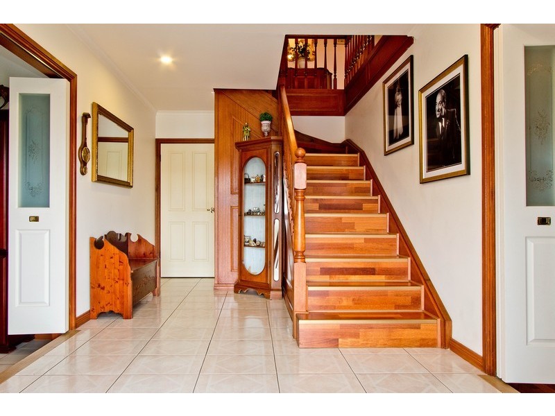 23 Lefkas Court, Seaton SA 5023