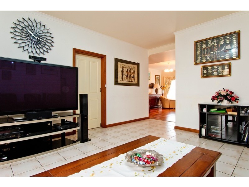 23 Lefkas Court, Seaton SA 5023