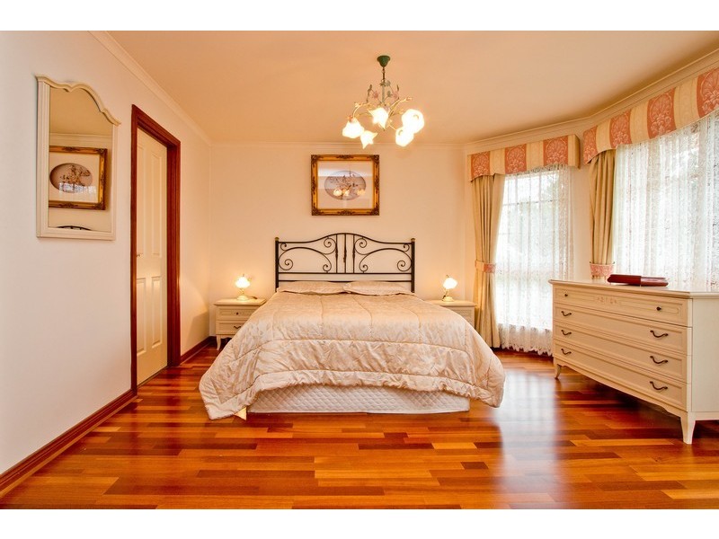 23 Lefkas Court, Seaton SA 5023