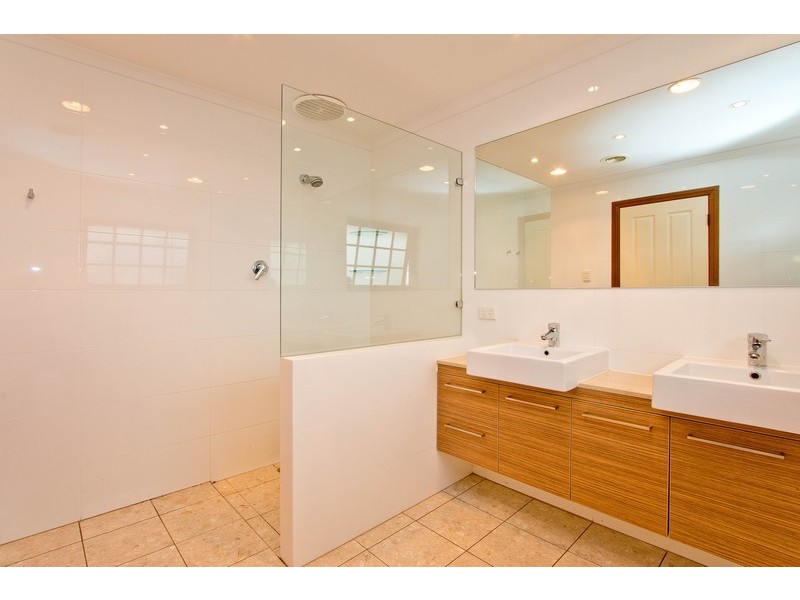 23 Lefkas Court, Seaton SA 5023