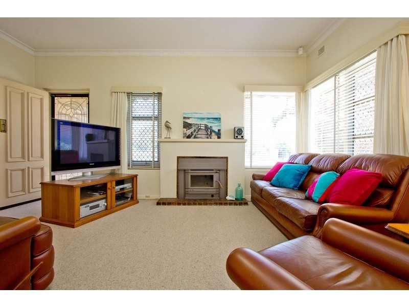 10 Charlotte Terrace, Grange SA 5022