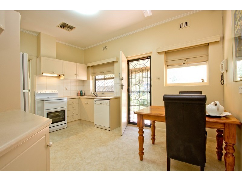 10 Charlotte Terrace, Grange SA 5022