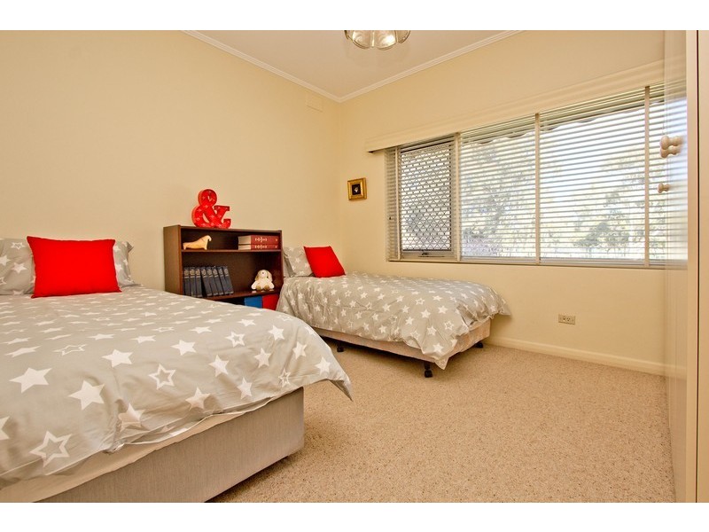 10 Charlotte Terrace, Grange SA 5022