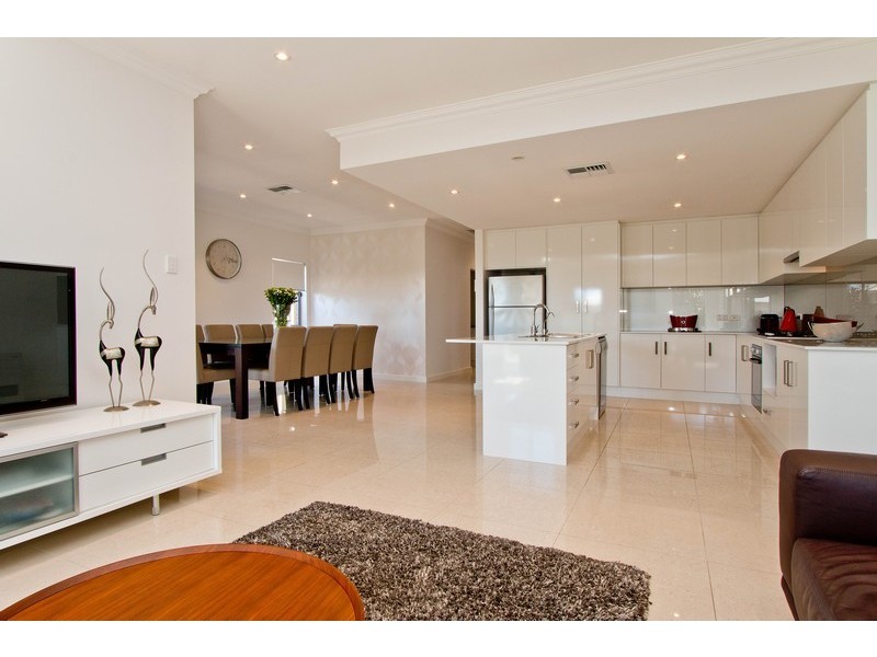 86 Nelson Avenue, Flinders Park SA 5025