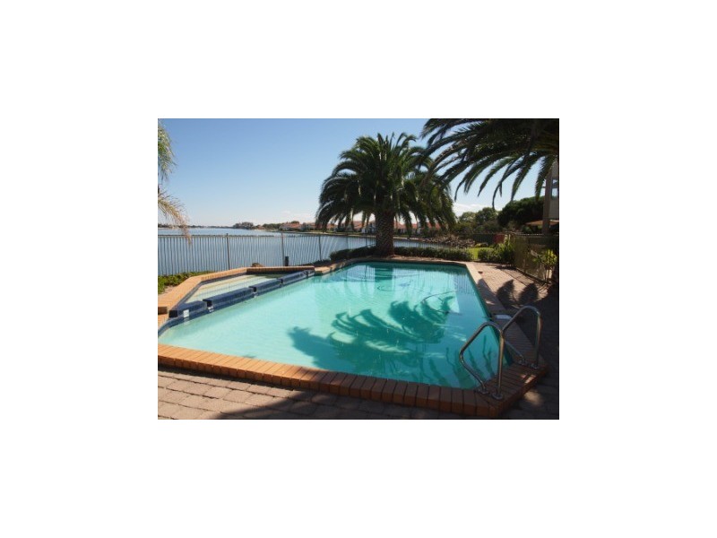 4/248 Trimmer Parade, West Lakes SA 5021