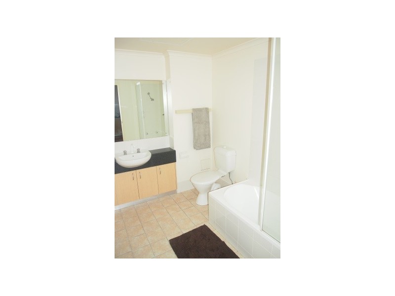 26A/188 Carrington Street, Adelaide SA 5000